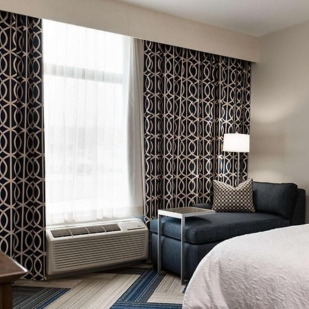Hampton Inn And Suites La Crosse Downtown Esterno foto