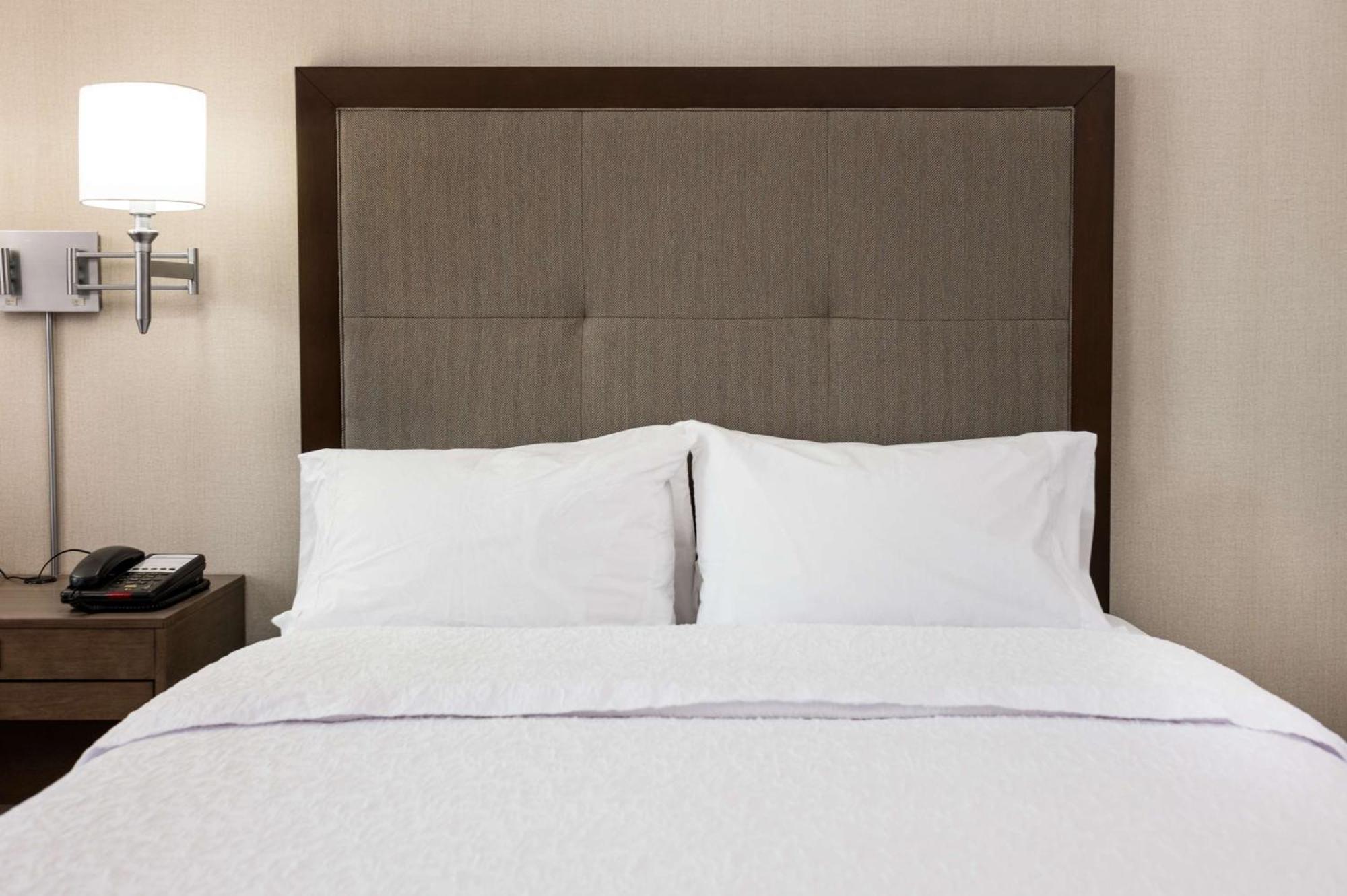 Hampton Inn And Suites La Crosse Downtown Esterno foto