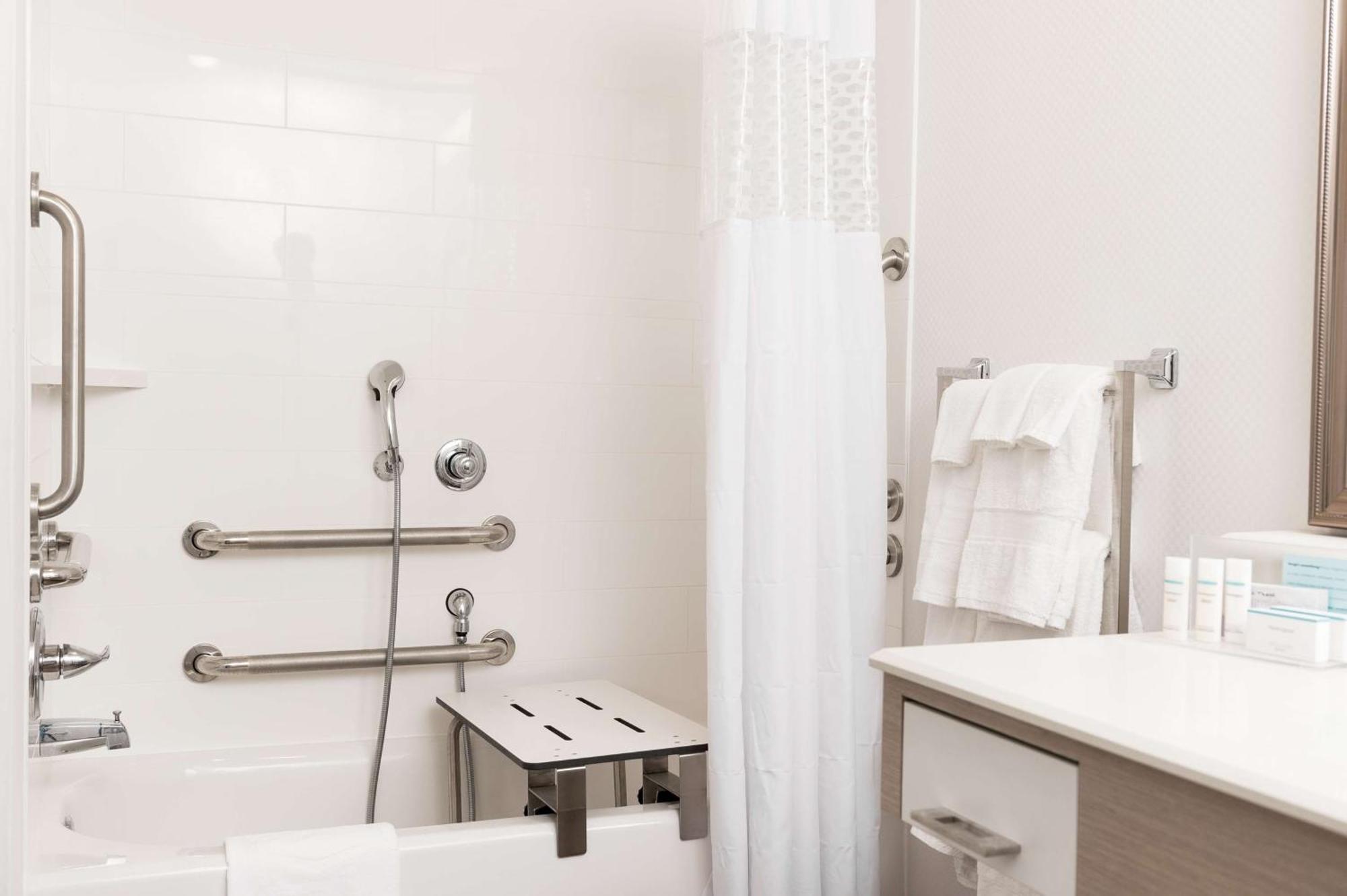 Hampton Inn And Suites La Crosse Downtown Esterno foto